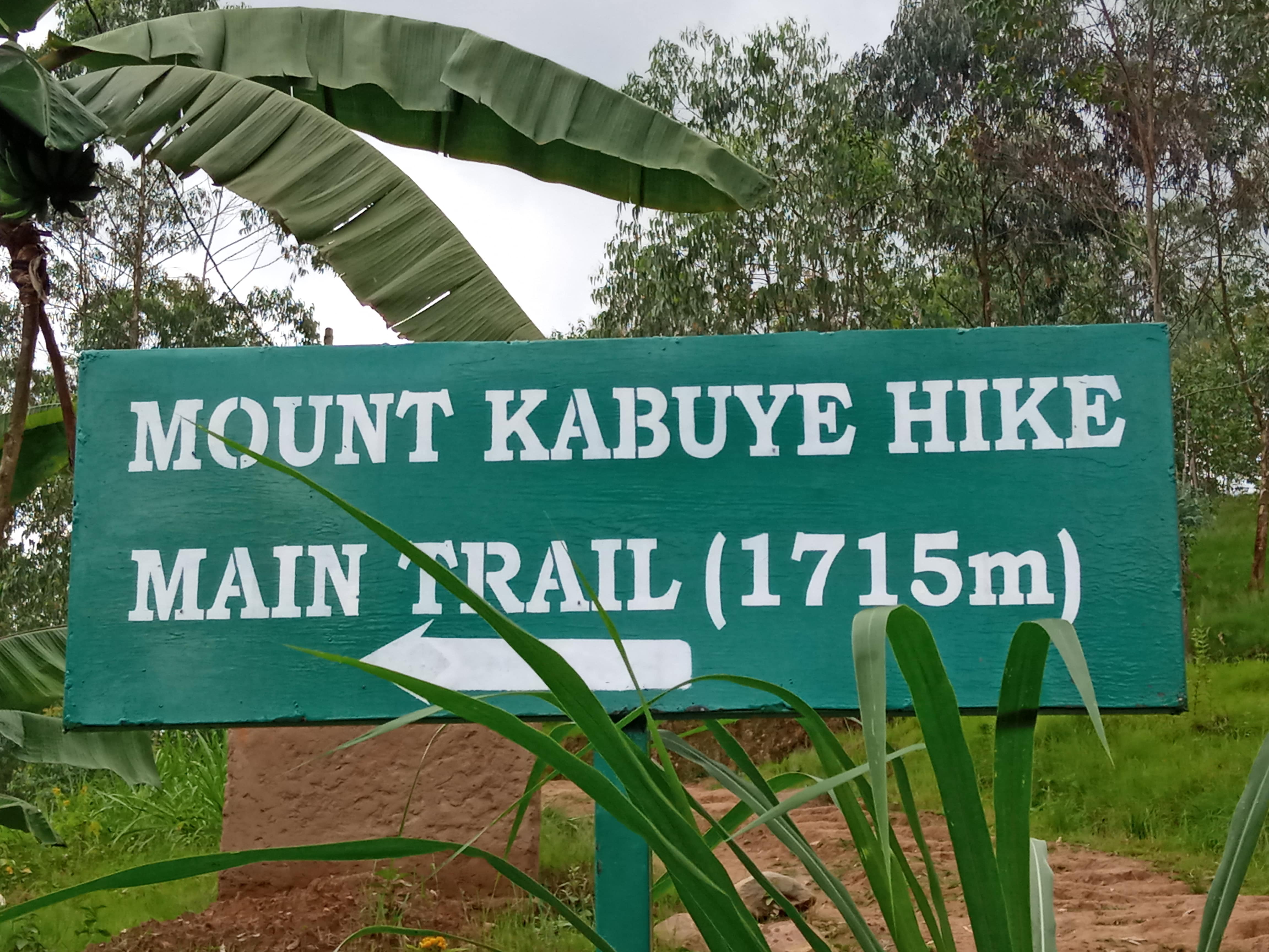 Mout Kabuye starting point main trail